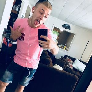 Meet your Posher, Howard